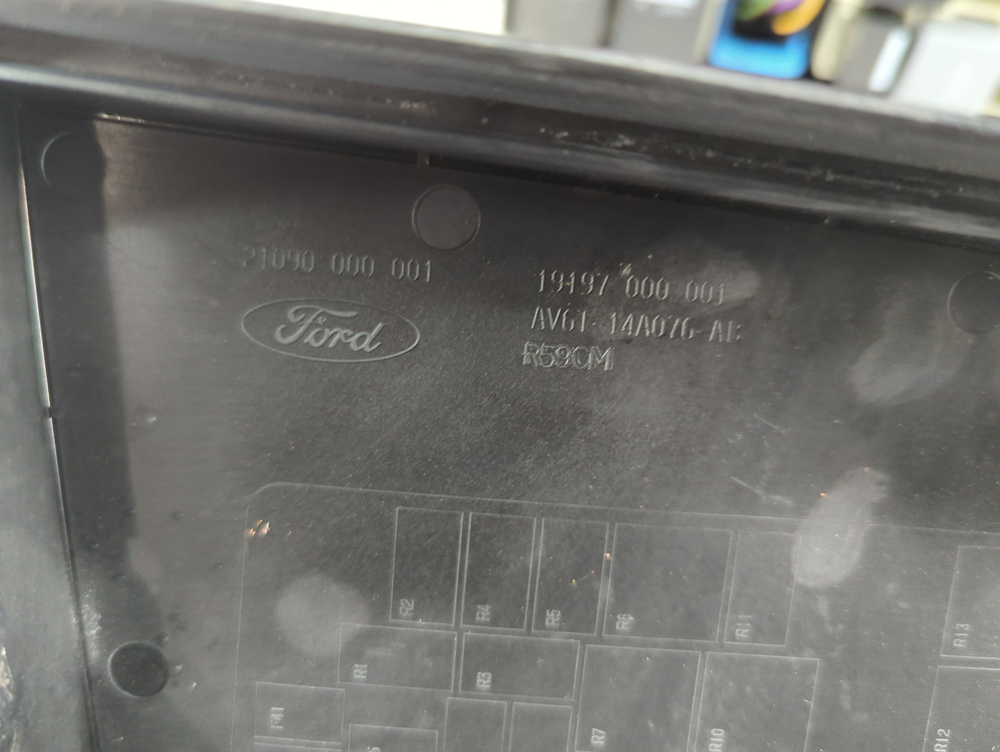 2013-2016 Ford Escape Fusebox Fuse Box Panel Relay Module P/N:AV6T-14A076-AB Fits Fits 2013 2014 2015 2016 OEM Used Auto Par