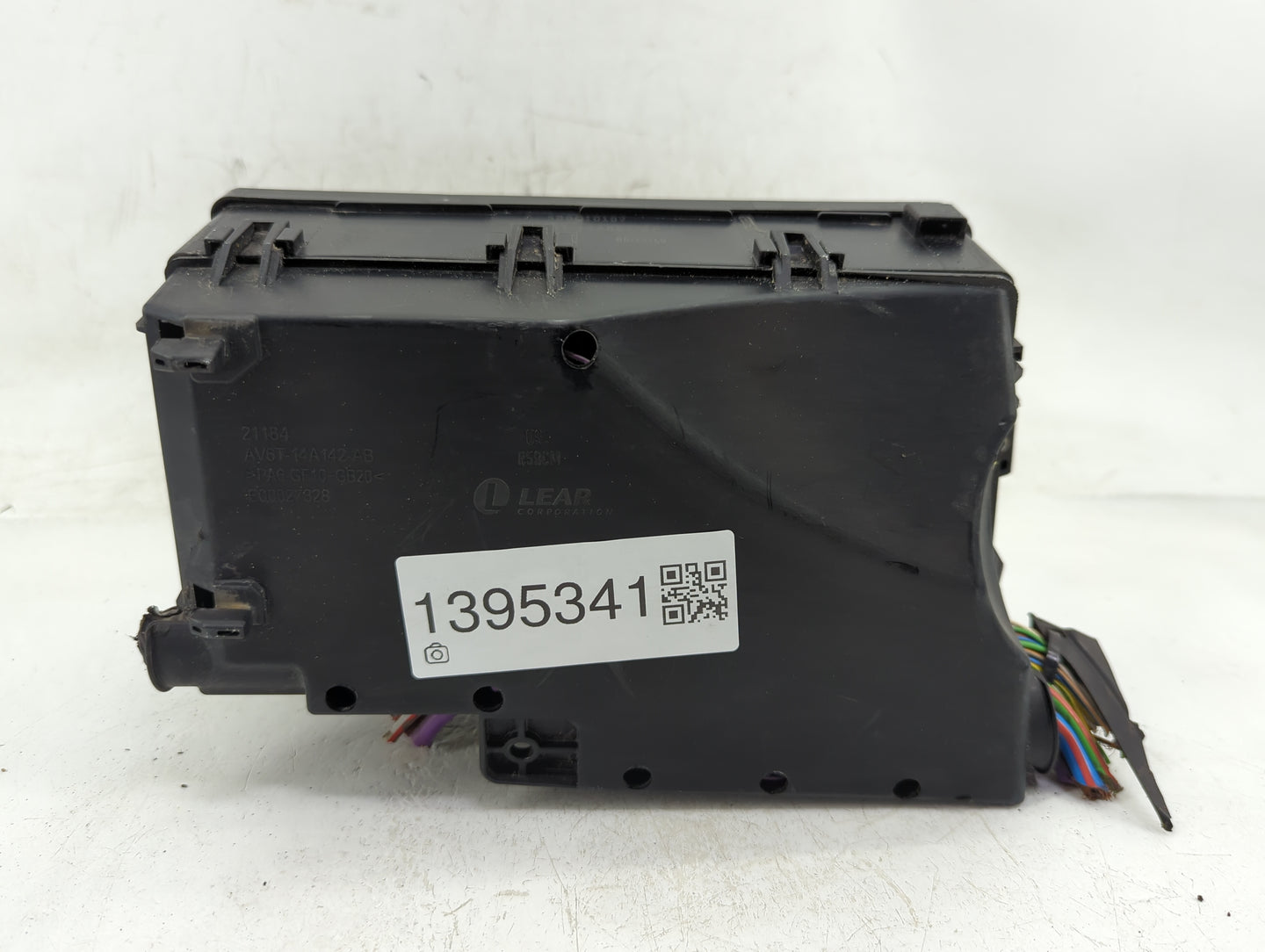 2013-2016 Ford Escape Fusebox Fuse Box Panel Relay Module P/N:AV6T-14A076-AB 21090 000 001 Fits Fits 2013 2014 2015 2016 OEM