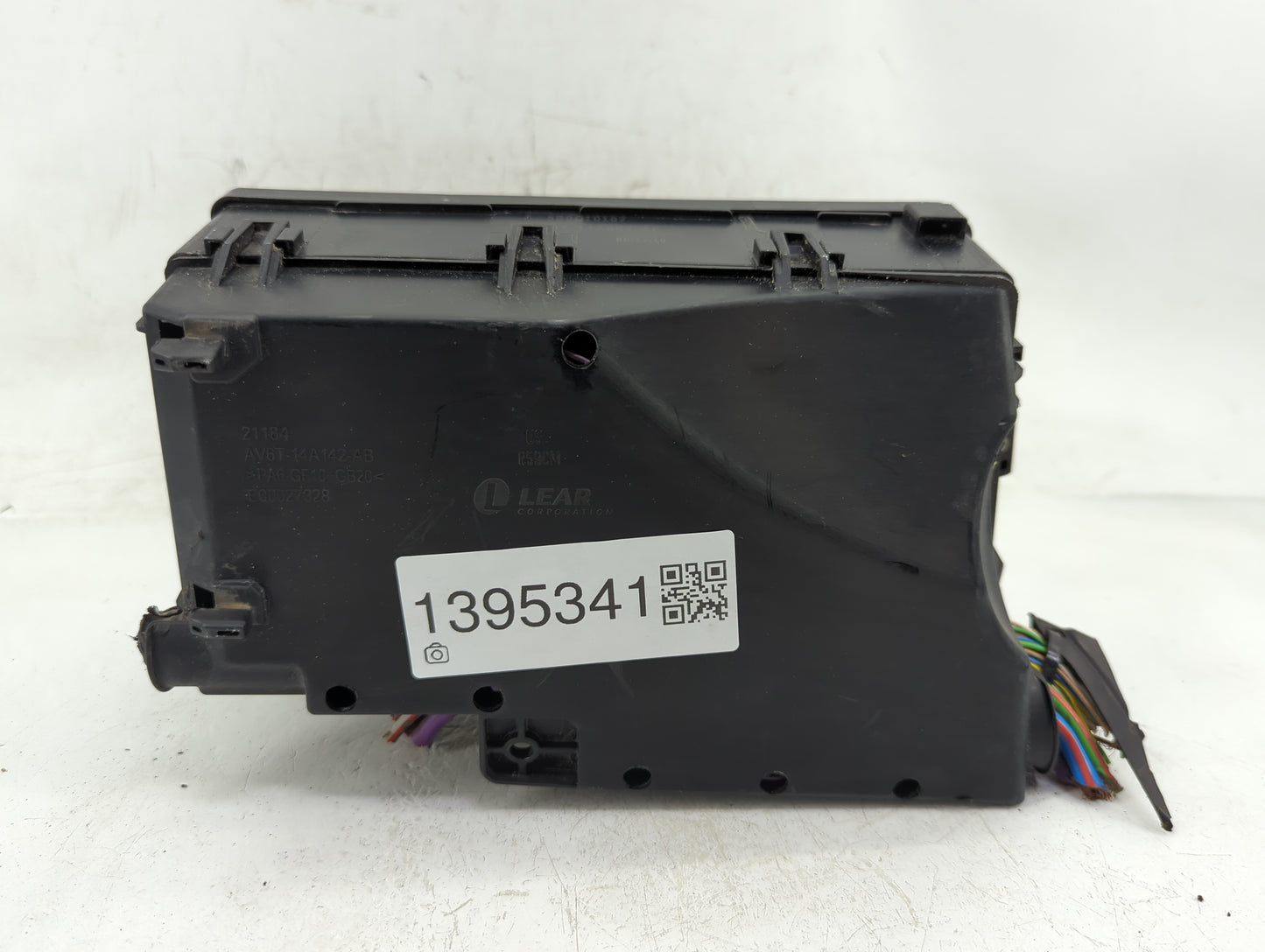 2013-2016 Ford Escape Fusebox Fuse Box Panel Relay Module P/N:AV6T-14A076-AB 21090 000 001 Fits Fits 2013 2014 2015 2016 OEM