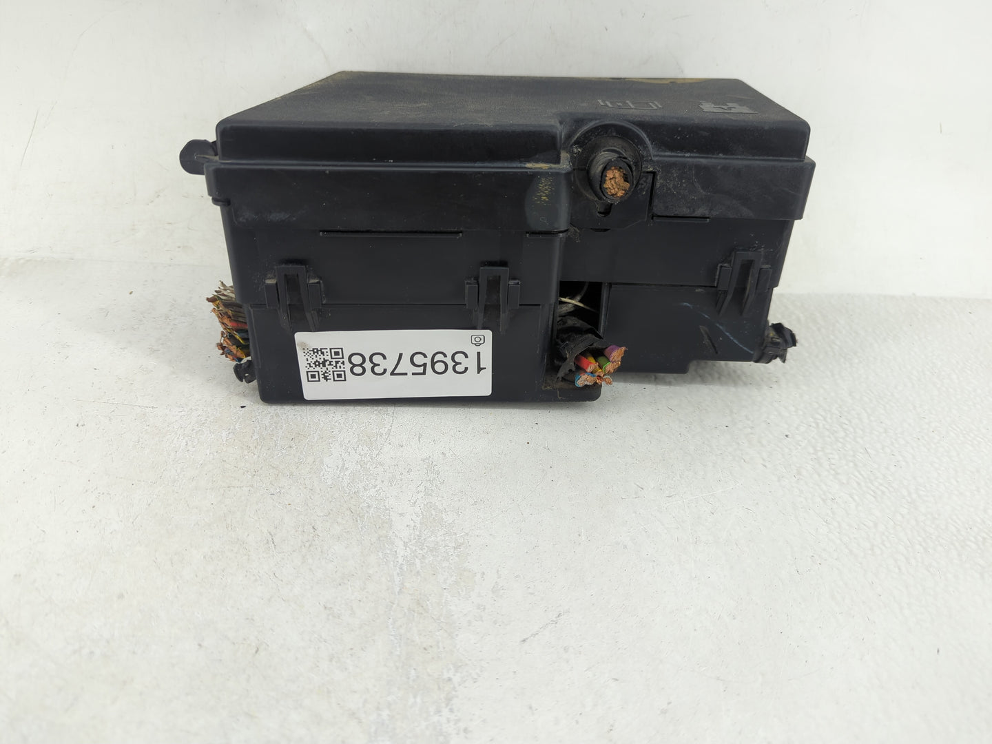 2013-2016 Ford Escape Fusebox Fuse Box Panel Relay Module P/N:AV6T-14A067-AC AV6T-14A142-AB Fits Fits 2013 2014 2015 2016 OE