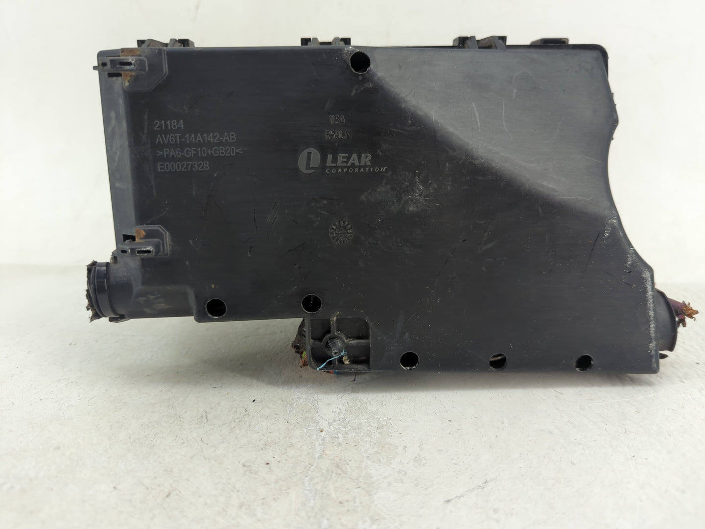 2013-2016 Ford Escape Fusebox Fuse Box Panel Relay Module P/N:AV6T-14A067-AC AV6T-14A142-AB Fits Fits 2013 2014 2015 2016 OE
