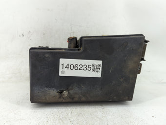 compare product 2013-2016 Ford Escape Fusebox Fuse Box Panel Relay Module P/N:21090 000 001 AV6T-14A076-AB Fits Fits 2013 2014 2015 2016 OEM Used Auto Parts