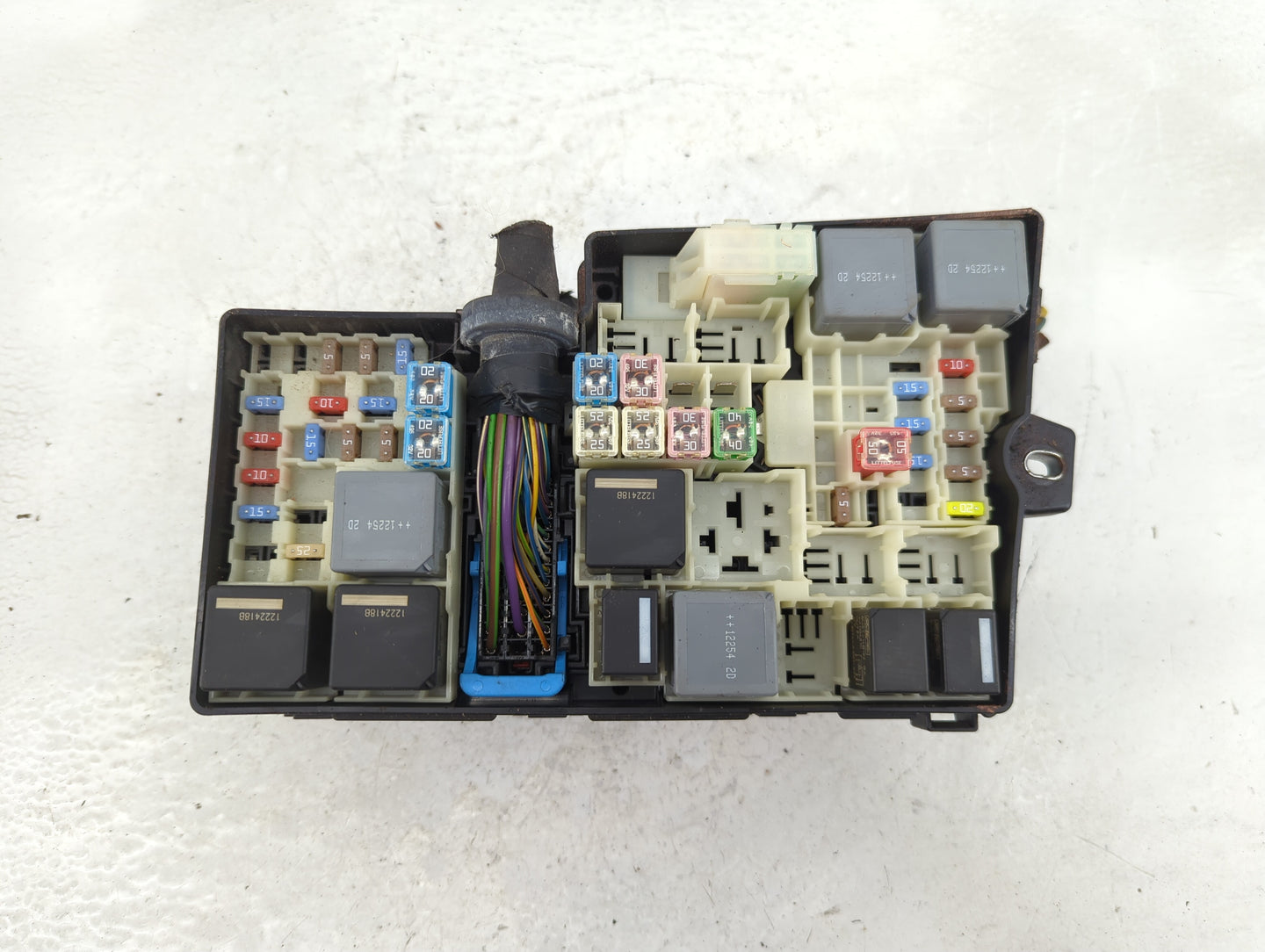 2013-2016 Ford Escape Fusebox Fuse Box Panel Relay Module P/N:AV6T-14A142-AB Fits Fits 2013 2014 2015 2016 OEM Used Auto Par