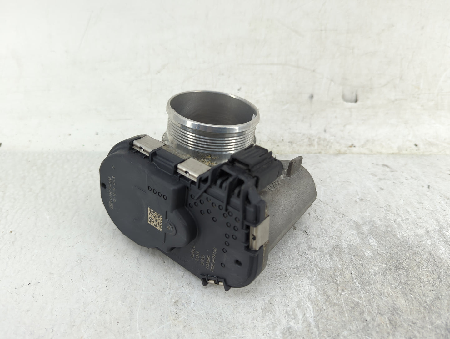 2013-2016 Ford Escape Throttle Body P/N:CM5E9F991AD Fits Fits 2012 2013 2014 2015 2016 2017 OEM Used Auto Parts - Oemusedaut
