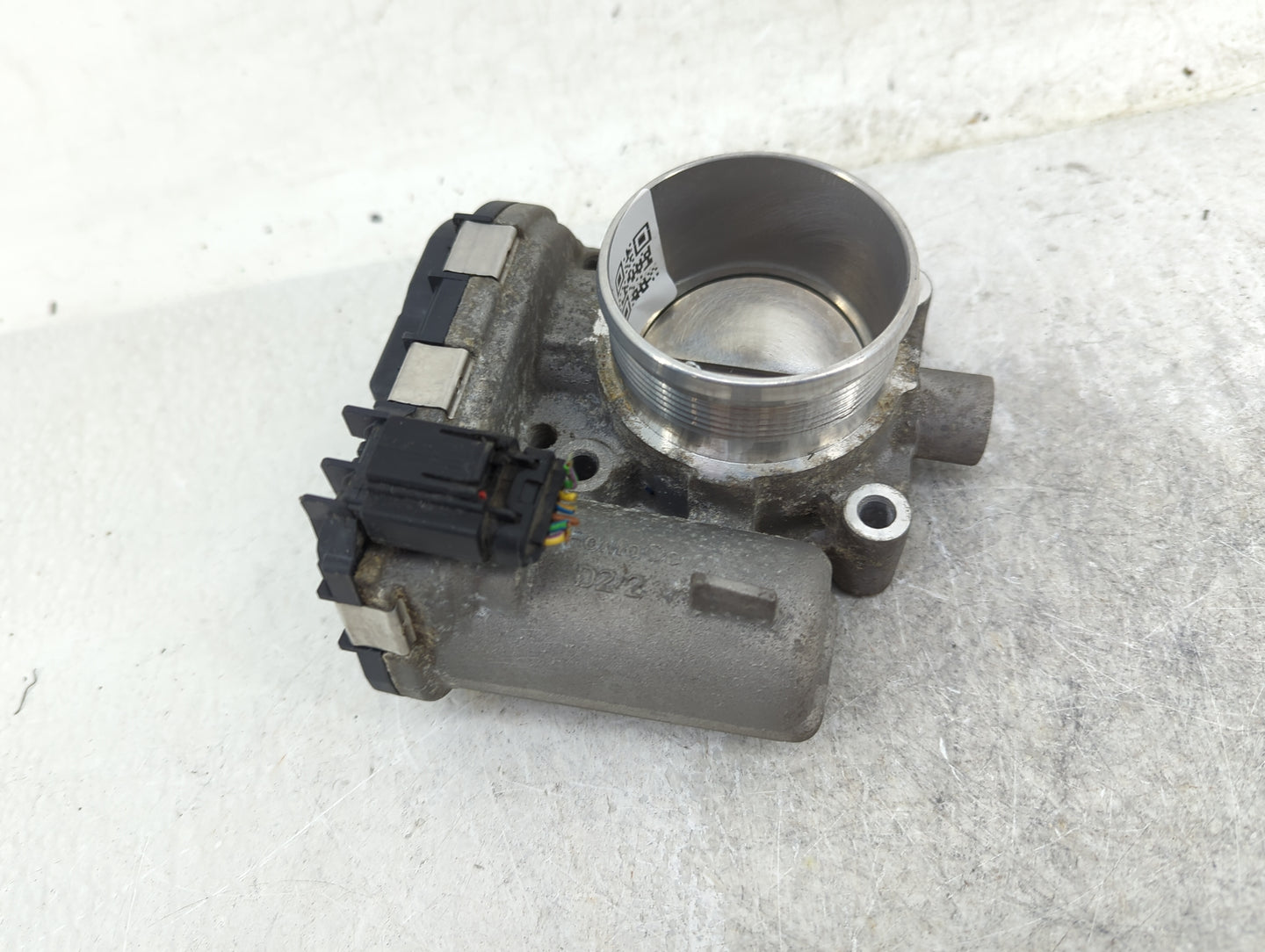 2013-2016 Ford Escape Throttle Body P/N:CM5E9F991AD Fits Fits 2012 2013 2014 2015 2016 2017 OEM Used Auto Parts - Oemusedaut