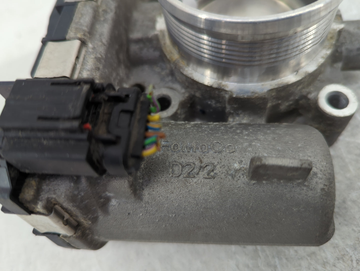 2013-2016 Ford Escape Throttle Body P/N:CM5E9F991AD Fits Fits 2012 2013 2014 2015 2016 2017 OEM Used Auto Parts - Oemusedaut