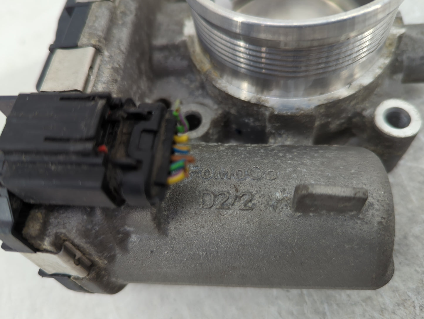 2013-2016 Ford Escape Throttle Body P/N:CM5E9F991AD Fits Fits 2012 2013 2014 2015 2016 2017 OEM Used Auto Parts - Oemusedaut