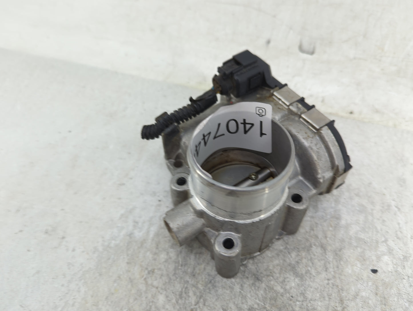2013-2016 Ford Escape Throttle Body P/N:7S7G-9F991-CA Fits Fits 2013 2014 2015 2016 2017 2018 2019 OEM Used Auto Parts - Oem