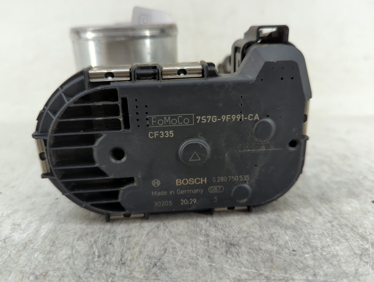 2013-2016 Ford Escape Throttle Body P/N:7S7G-9F991-CA Fits Fits 2013 2014 2015 2016 2017 2018 2019 OEM Used Auto Parts - Oem