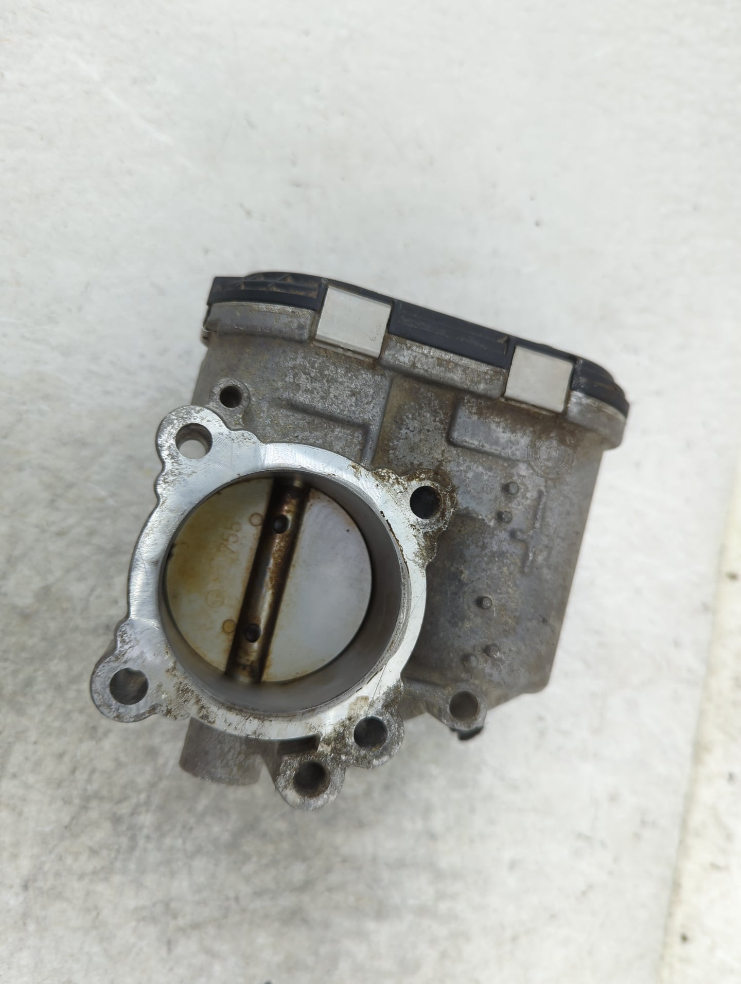 2013-2016 Ford Escape Throttle Body P/N:7S7G-9F991-CA Fits Fits 2013 2014 2015 2016 2017 2018 2019 OEM Used Auto Parts - Oem