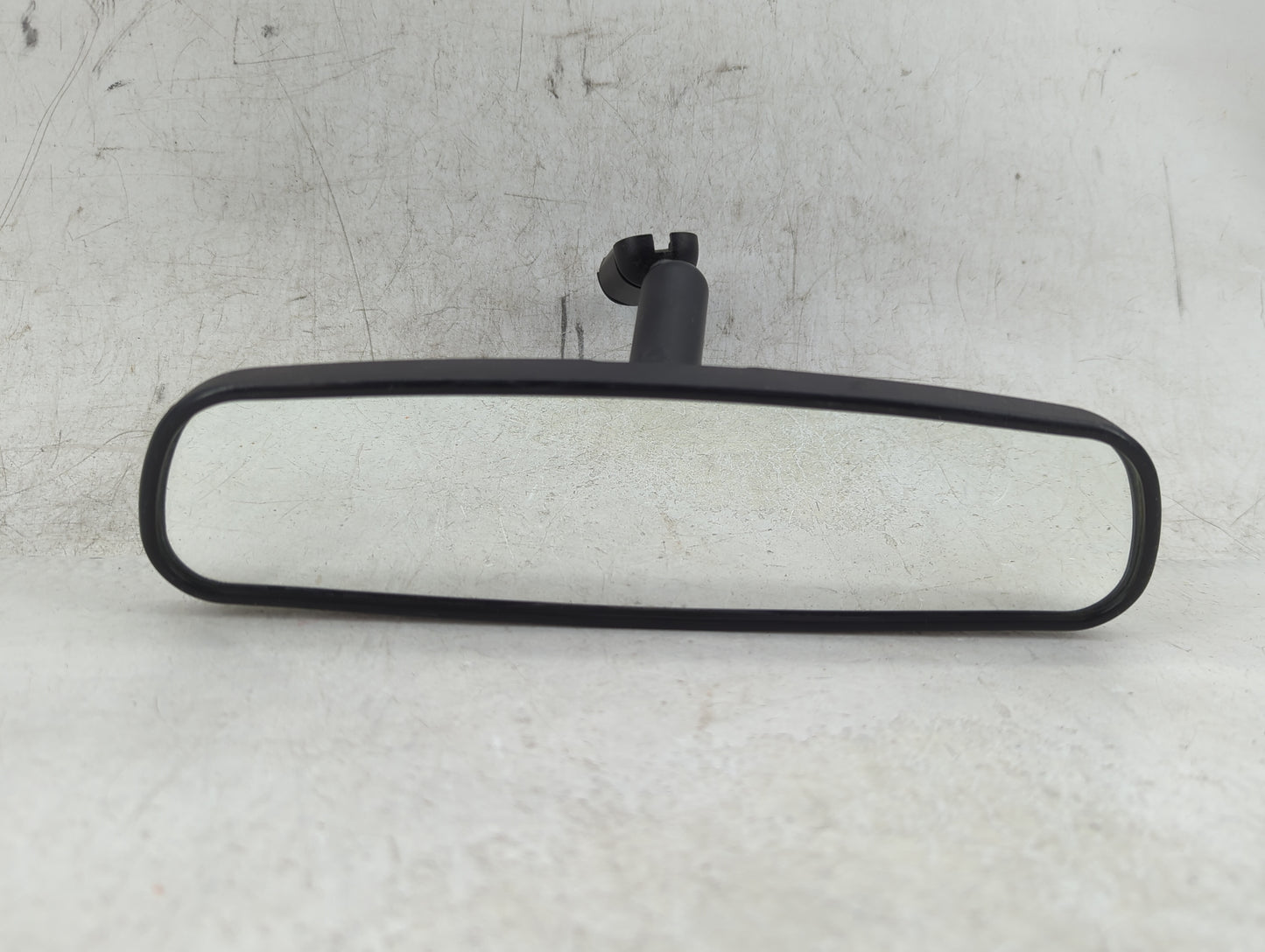 2013 Ford Escape Interior Rear View Mirror Replacement OEM P/N:8011681 Fits OEM Used Auto Parts - Oemusedautoparts1.com