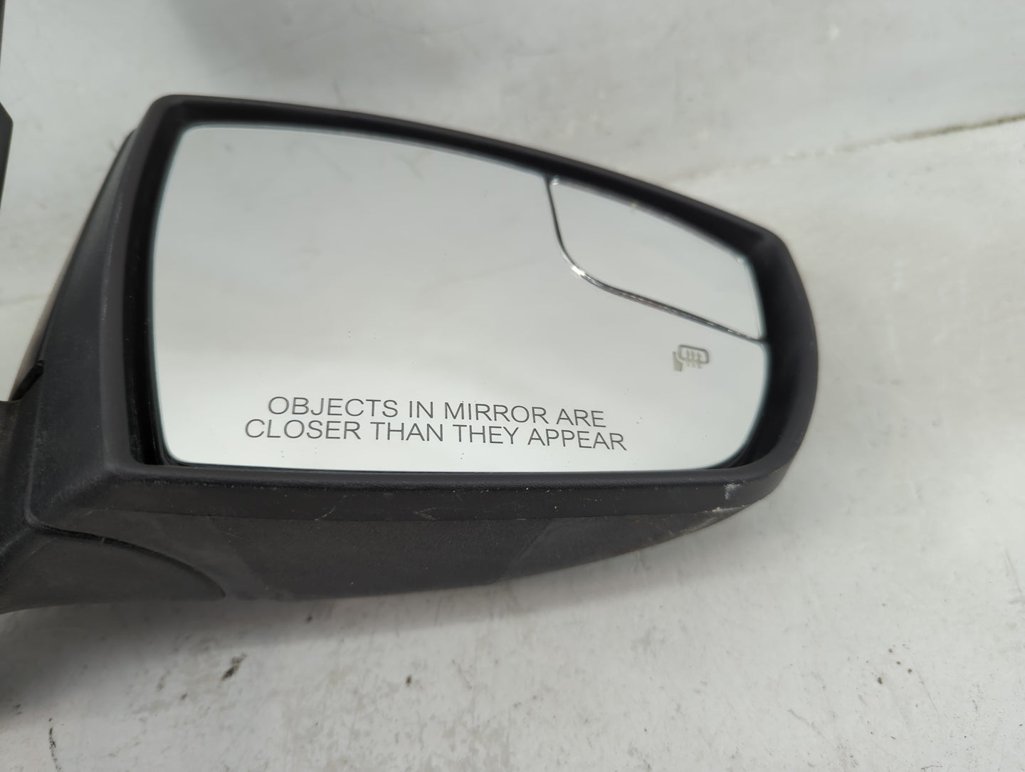 2013-2016 Ford Escape Passenger Side View Mirror - Right Door Mirror OEM Used - Oemusedautoparts1.com