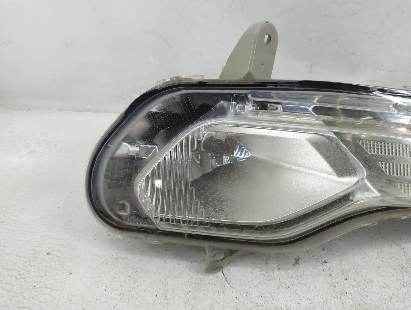 2013-2016 Ford Escape Driver Left Oem Front Light Lamp - Oemusedautoparts1.com