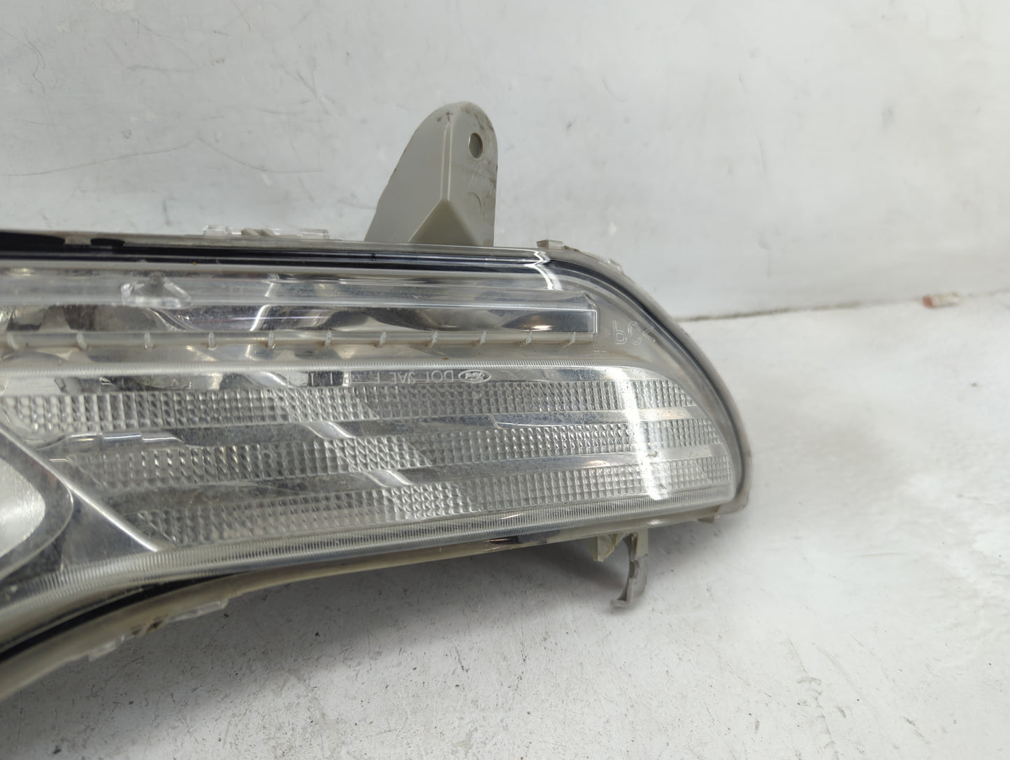 2013-2016 Ford Escape Driver Left Oem Front Light Lamp - Oemusedautoparts1.com