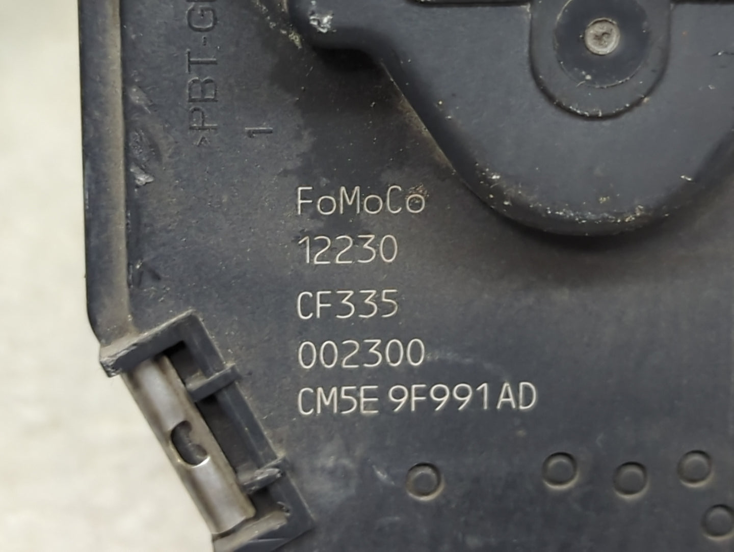 2013-2016 Ford Escape Throttle Body P/N:CM5E 9F991AD Fits Fits 2012 2013 2014 2015 2016 2017 OEM Used Auto Parts - Oemusedau