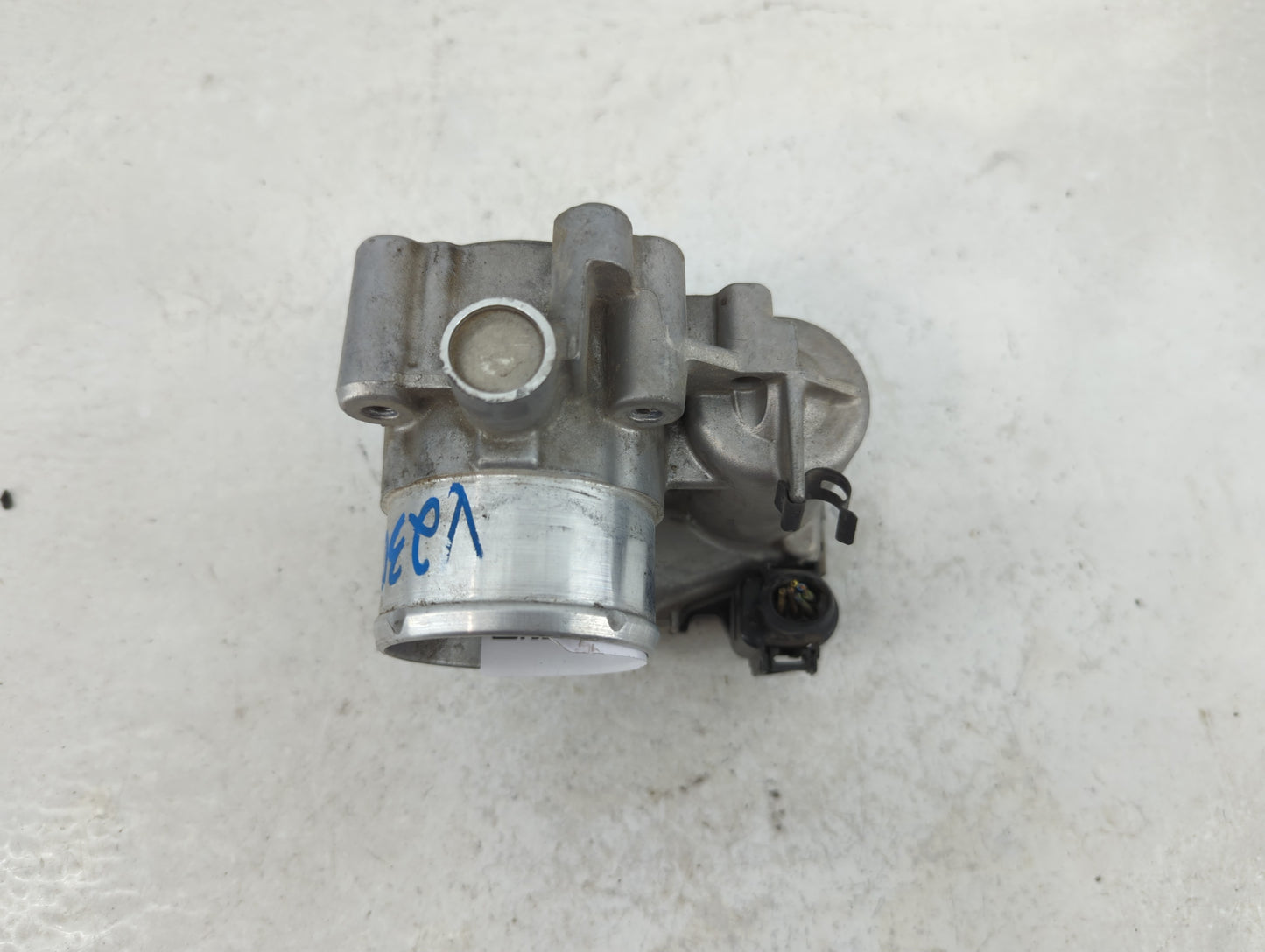 2013-2016 Ford Escape Throttle Body P/N:7S7G-9F991-CA 0 280 750 535 Fits Fits 2013 2014 2015 2016 2017 2018 2019 OEM Used Au