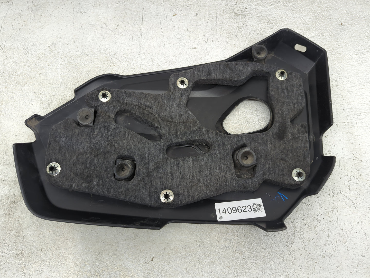 2013 Ford Escape Engine Cover - Oemusedautoparts1.com