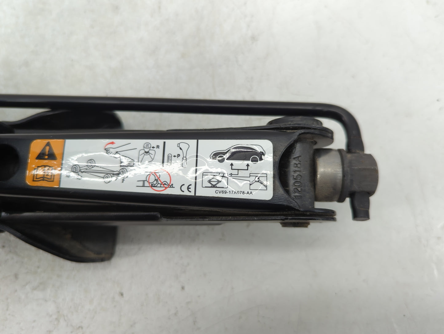 2013 Ford Escape Spare Scissor Car Jack - Oemusedautoparts1.com