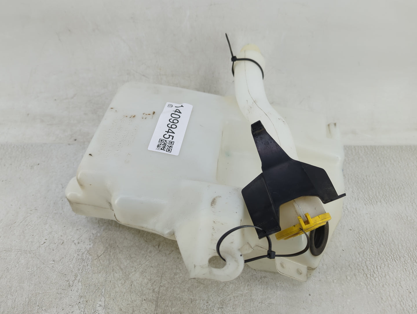 2013-2014 Ford Escape Windshield Washer Fluid Reservoir Bottle Oem - Oemusedautoparts1.com