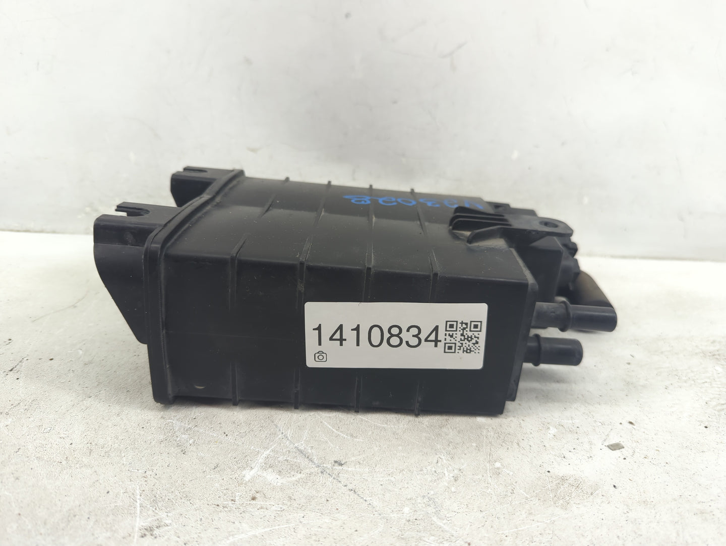 2013 Ford Escape Fuel Vapor Charcoal Canister - Oemusedautoparts1.com
