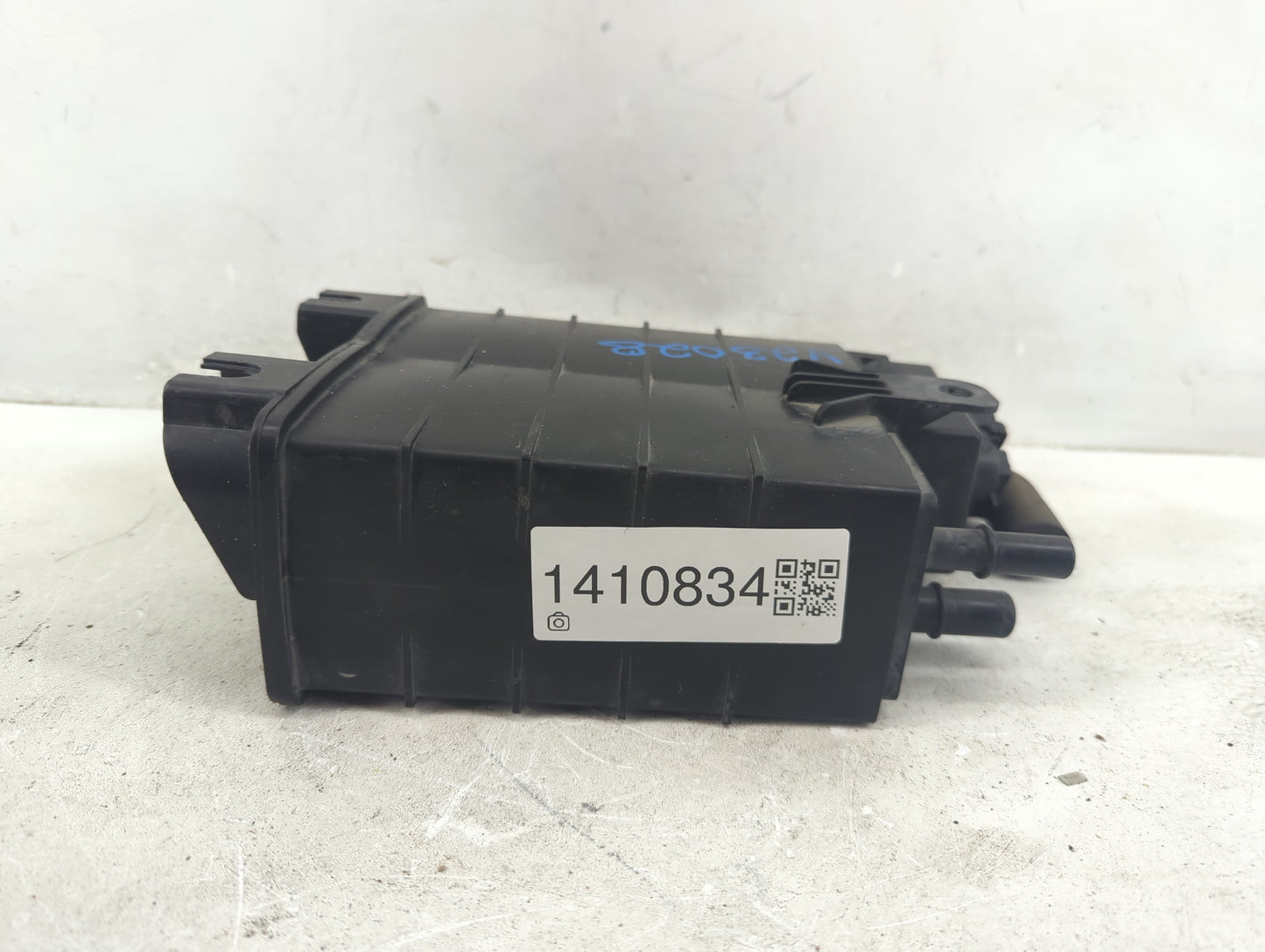 2013 Ford Escape Fuel Vapor Charcoal Canister - Oemusedautoparts1.com