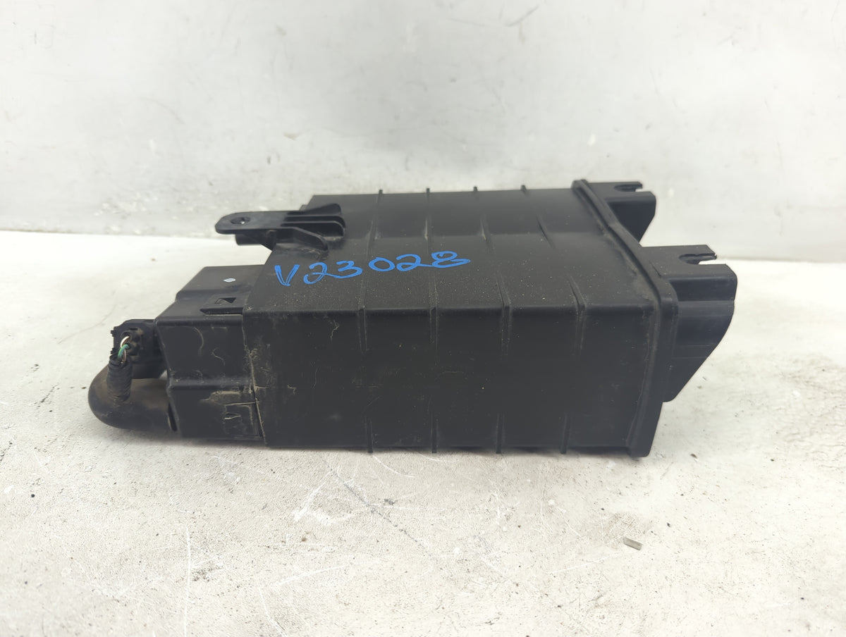 2013 Ford Escape Fuel Vapor Charcoal Canister 1410834 - Oemusedautoparts1.com