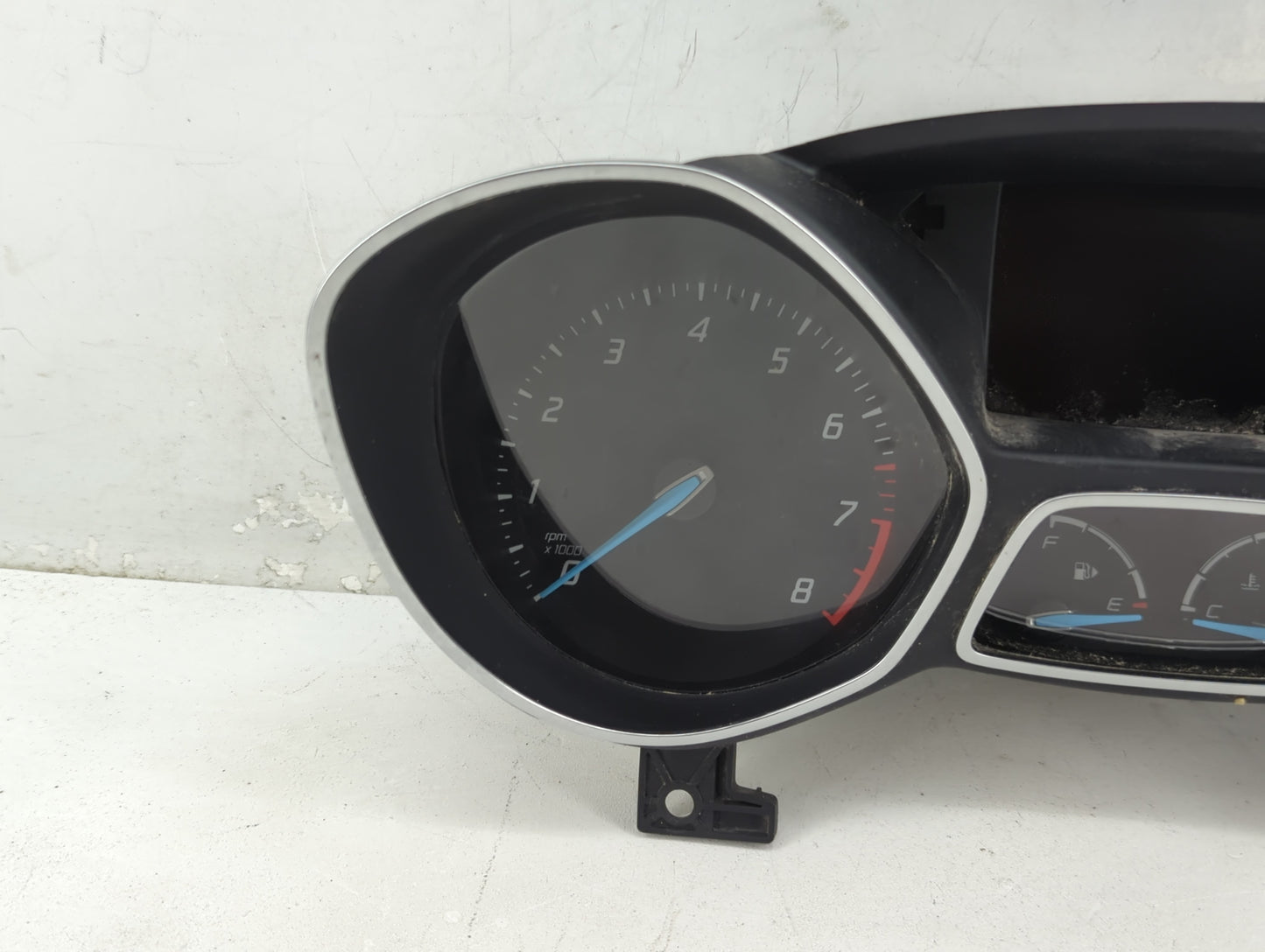 2013 Ford Escape Instrument Cluster Speedometer Gauges P/N:CJ5T-10849-SA Fits OEM Used Auto Parts - Oemusedautoparts1.com