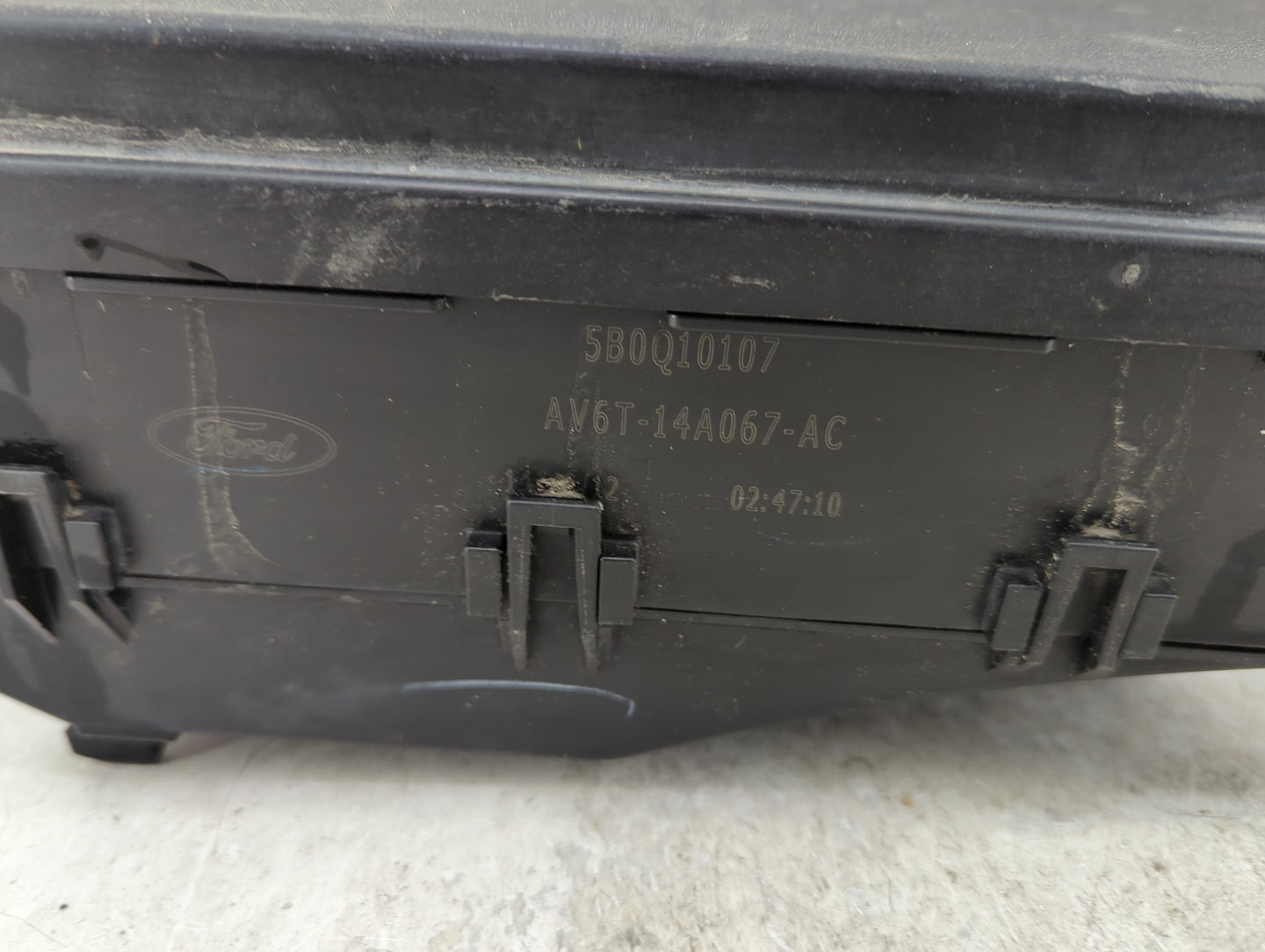 2013-2016 Ford Escape Fusebox Fuse Box Panel Relay Module P/N:AV6T-14A067-AC Fits Fits 2013 2014 2015 2016 OEM Used Auto Par