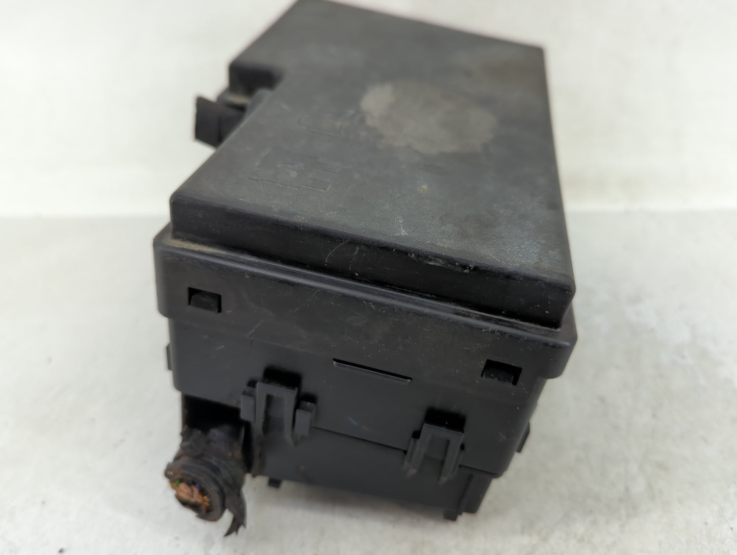 2013-2016 Ford Escape Fusebox Fuse Box Panel Relay Module P/N:AV6T-14A142-AB Fits Fits 2013 2014 2015 2016 OEM Used Auto Par