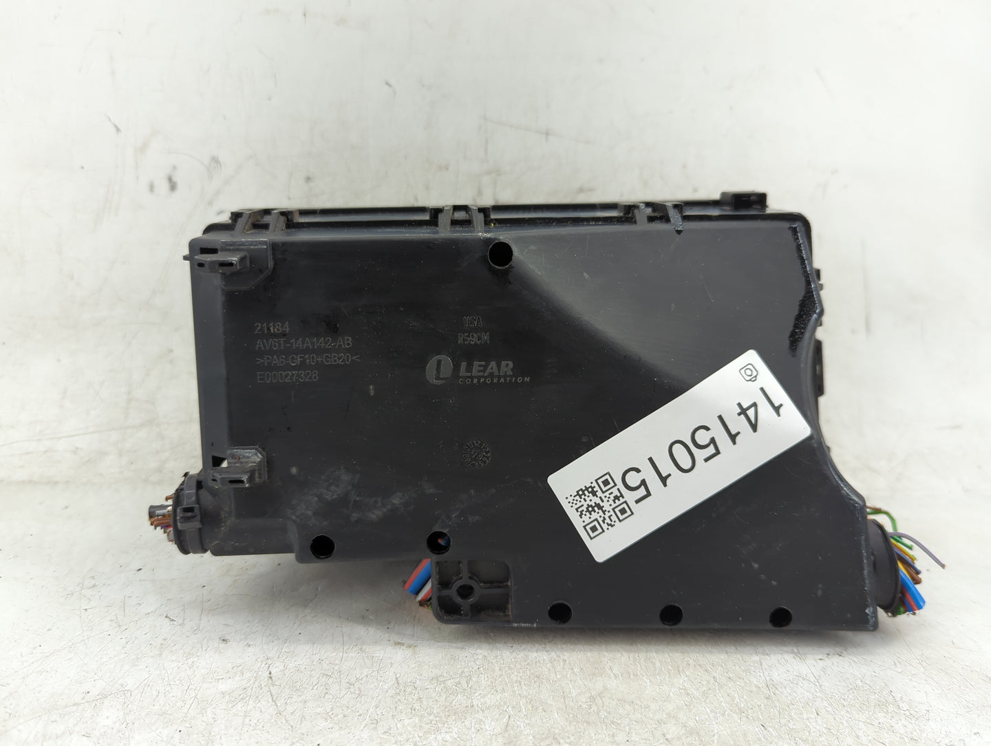 2013-2016 Ford Escape Fusebox Fuse Box Panel Relay Module P/N:AV6T-14A076-AB 19197 000 001 Fits Fits 2013 2014 2015 2016 OEM