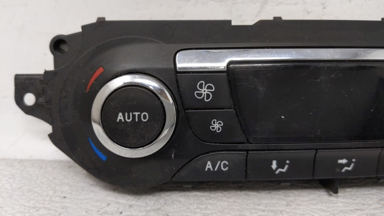 2013 Ford Escape Climate Control Module Temperature AC/Heater Replacement P/N:CJ5T-18C612-AE Fits OEM Used Auto Parts - Oemu