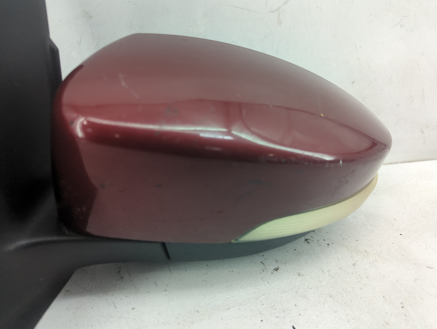 2013-2016 Ford Escape Driver Side View Mirror - Left Door Mirror OEM Used - Oemusedautoparts1.com