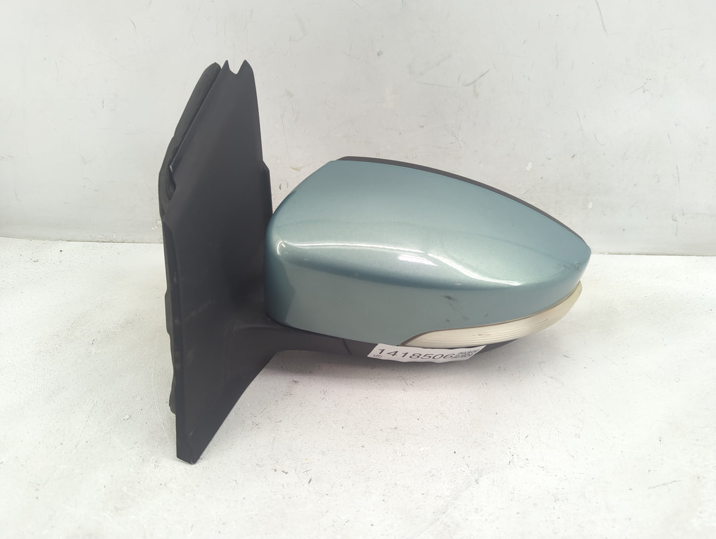 2013-2016 Ford Escape Driver Side View Mirror - Left Door Mirror OEM Used - Oemusedautoparts1.com