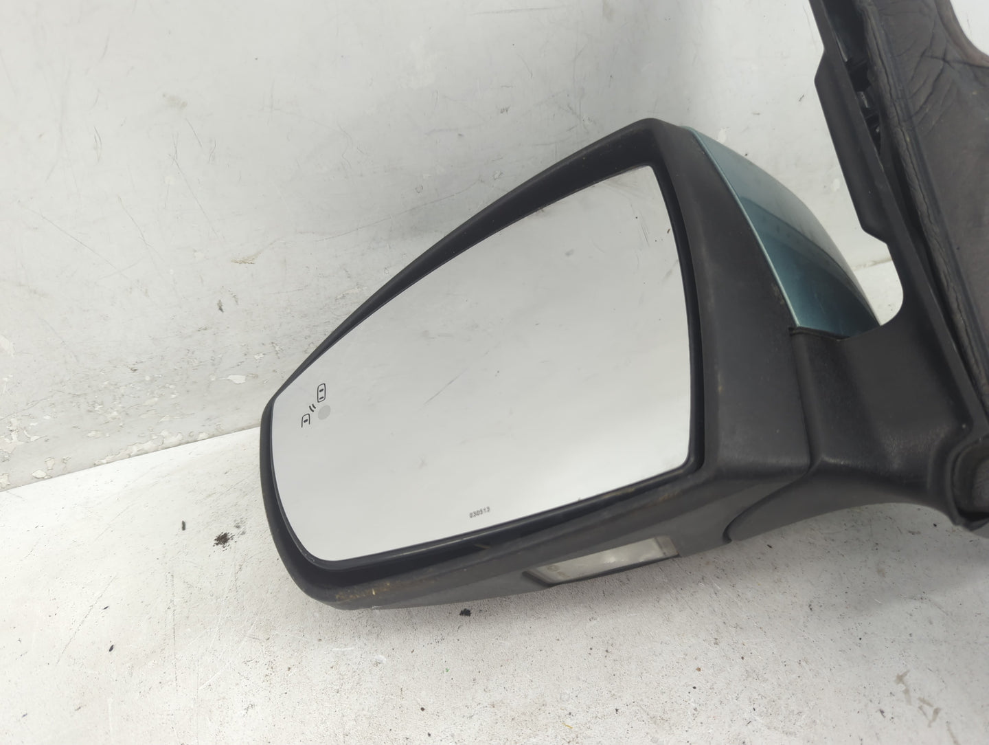 2013-2016 Ford Escape Driver Side View Mirror - Left Door Mirror OEM Used - Oemusedautoparts1.com