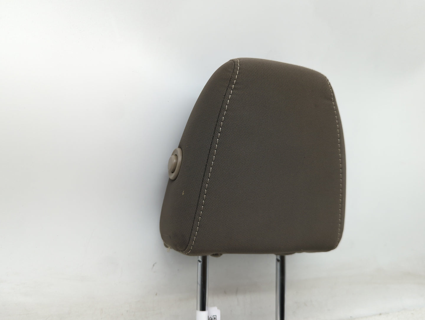 2013-2015 Ford Escape Headrest Head Rest Rear Seat Fits Fits 2013 2014 2015 OEM Used Auto Parts - Oemusedautoparts1.com