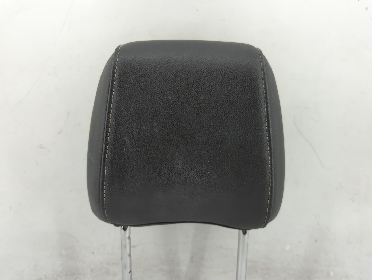 2013-2015 Ford Escape Headrest Head Rest Front Driver Passenger Seat - Oemusedautoparts1.com