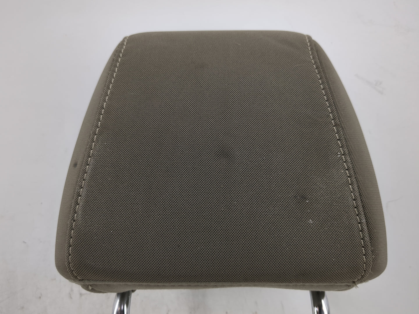 2013-2015 Ford Escape Headrest Head Rest Rear Seat Fits Fits 2013 2014 2015 OEM Used Auto Parts - Oemusedautoparts1.com