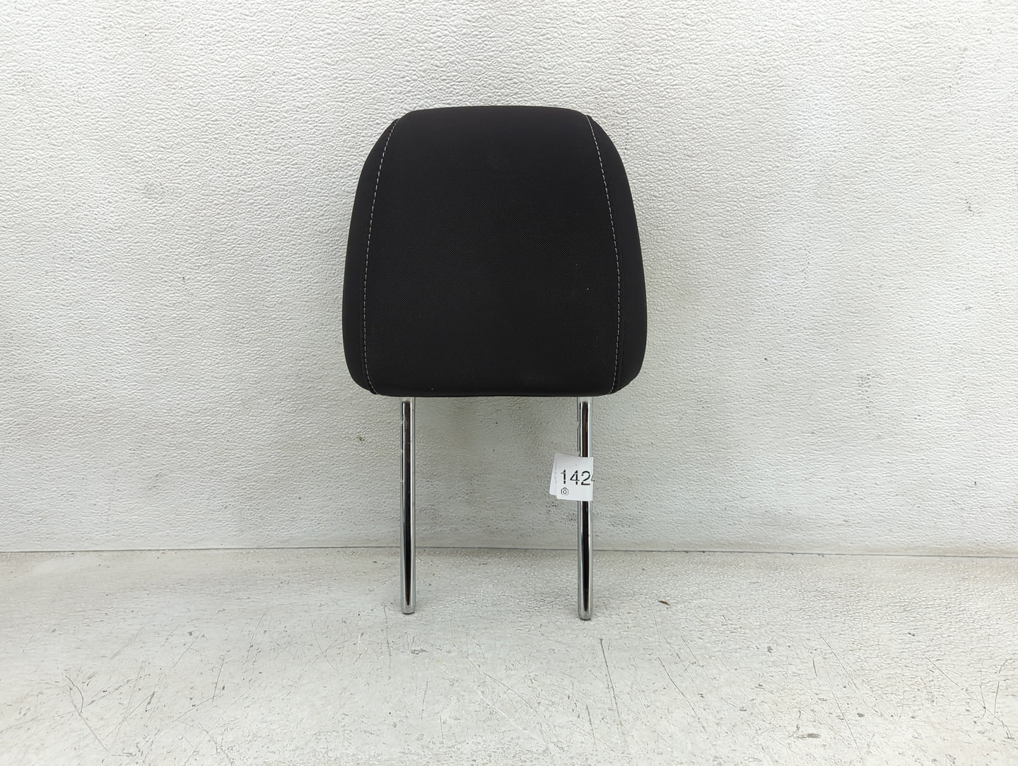 2013-2015 Ford Escape Headrest Head Rest Front Driver Passenger Seat - Oemusedautoparts1.com