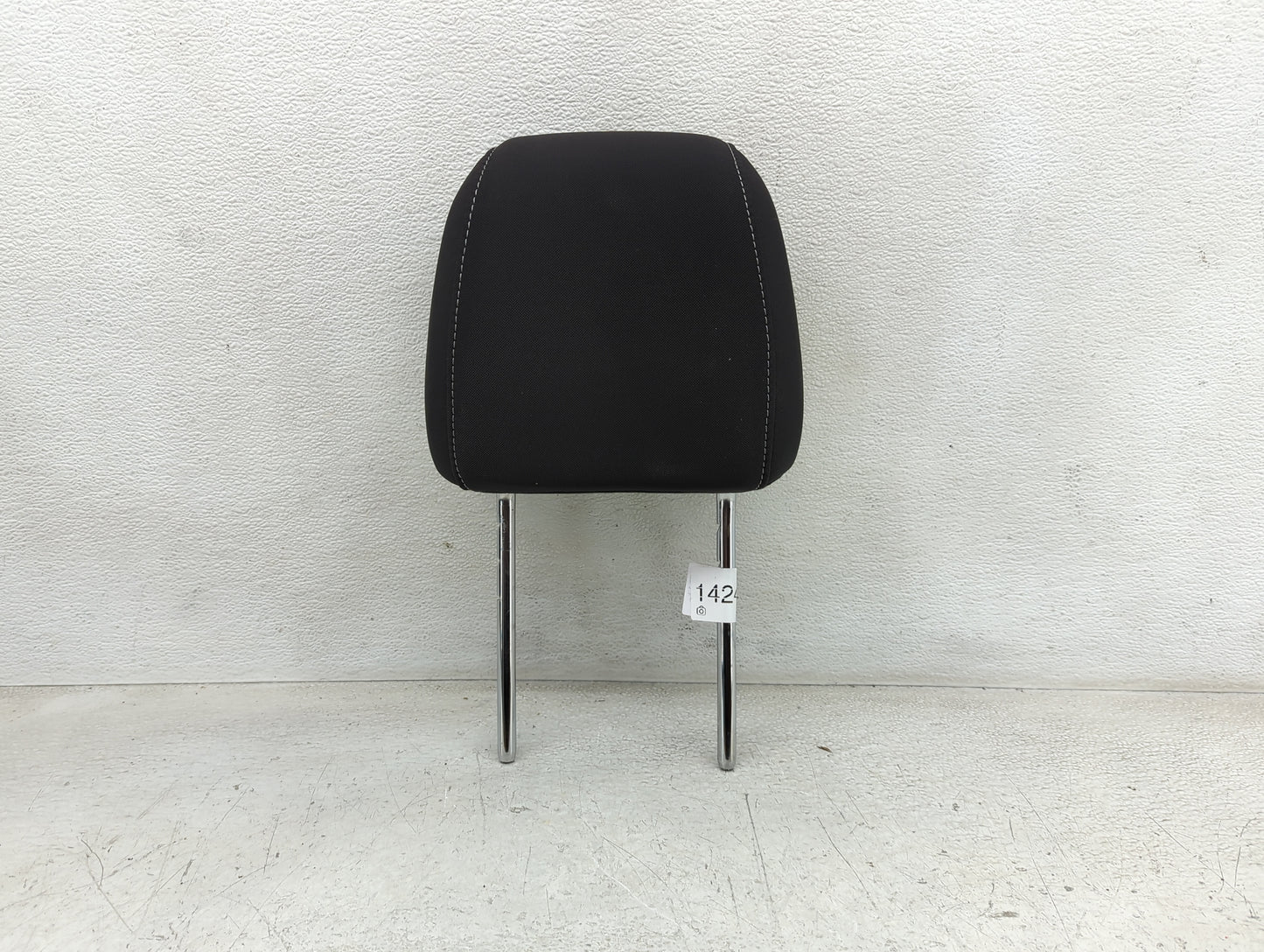 2013-2015 Ford Escape Headrest Head Rest Front Driver Passenger Seat - Oemusedautoparts1.com