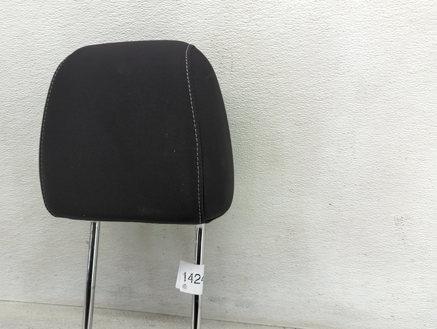 2013-2015 Ford Escape Headrest Head Rest Front Driver Passenger Seat - Oemusedautoparts1.com