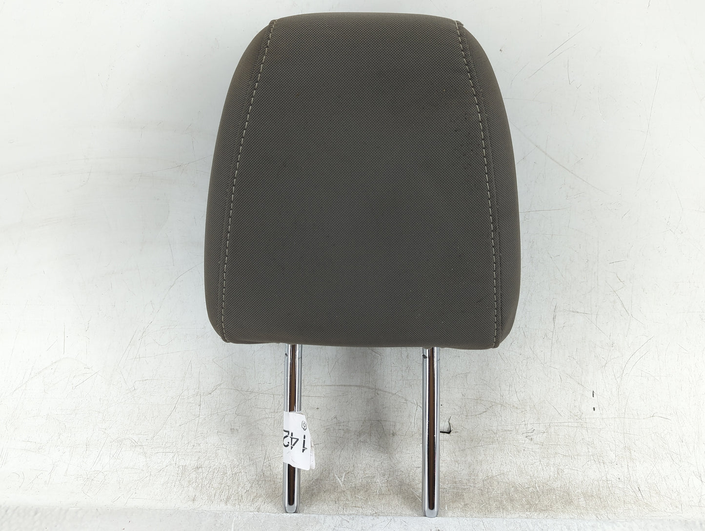 2013-2015 Ford Escape Headrest Head Rest Rear Seat Fits Fits 2013 2014 2015 OEM Used Auto Parts - Oemusedautoparts1.com