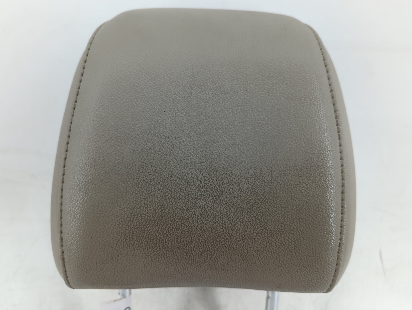 2013 Ford Escape Headrest Head Rest Front Driver Passenger Seat Fits OEM Used Auto Parts - Oemusedautoparts1.com