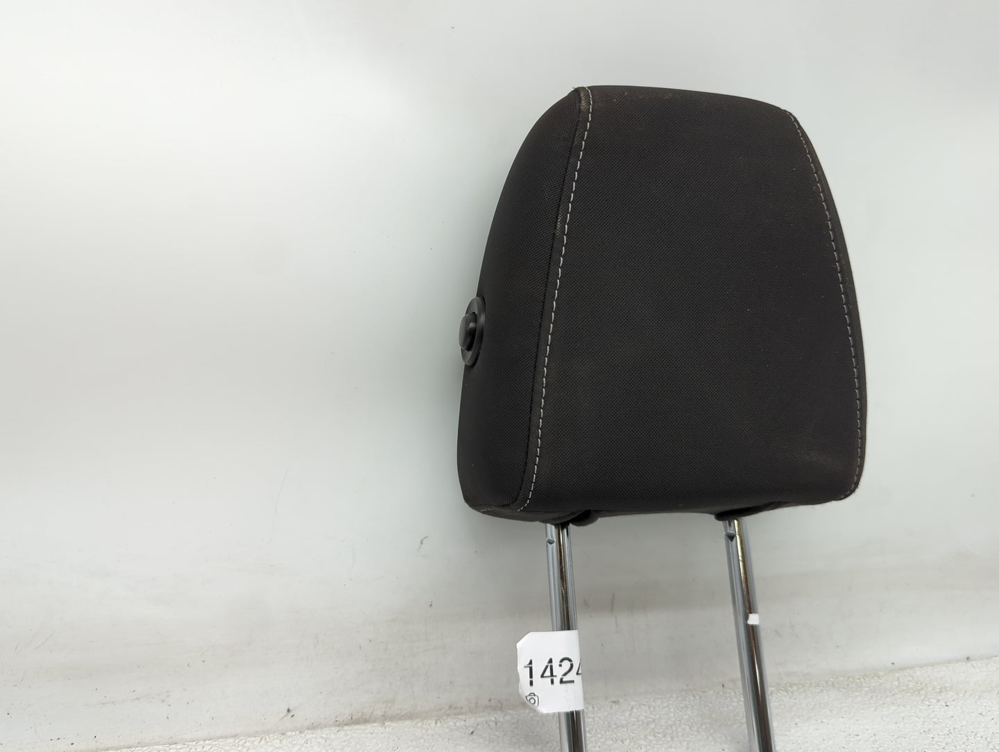 2013-2015 Ford Escape Headrest Head Rest Front Driver Passenger Seat - Oemusedautoparts1.com