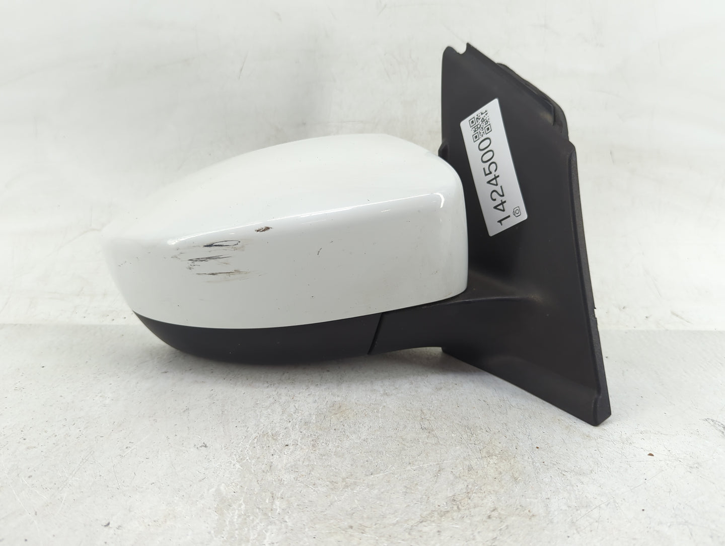 2013-2016 Ford Escape Passenger Side View Mirror - Right Door Mirror OEM Used - Oemusedautoparts1.com