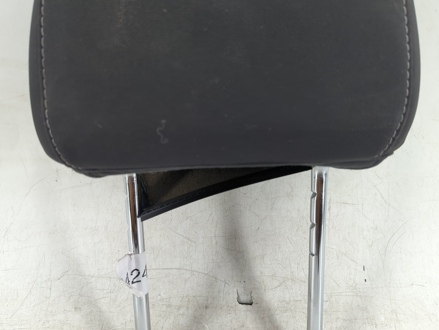 2013 Ford Escape Headrest Head Rest Front Driver Seat Black - Oemusedautoparts1.com