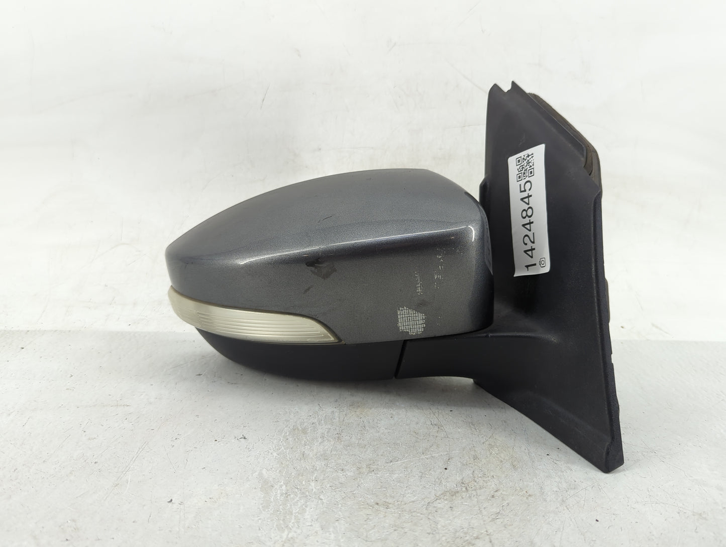 2013-2016 Ford Escape Passenger Side View Mirror - Right Door Mirror OEM Used - Oemusedautoparts1.com