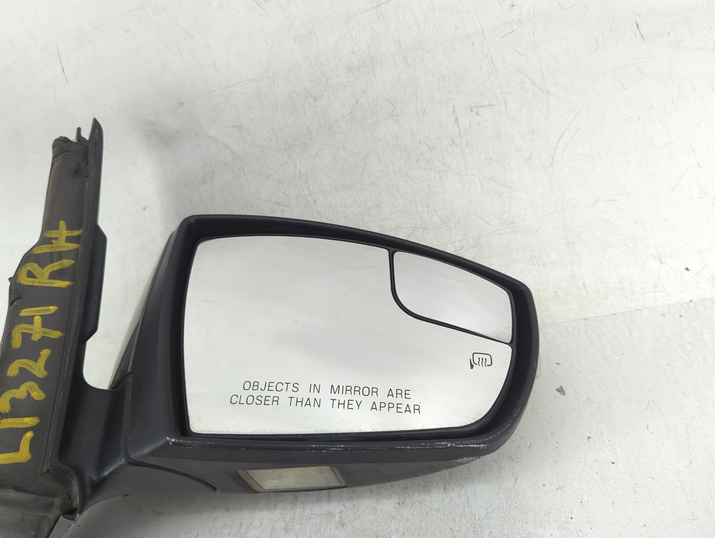 2013-2016 Ford Escape Passenger Side View Mirror - Right Door Mirror OEM Used - Oemusedautoparts1.com