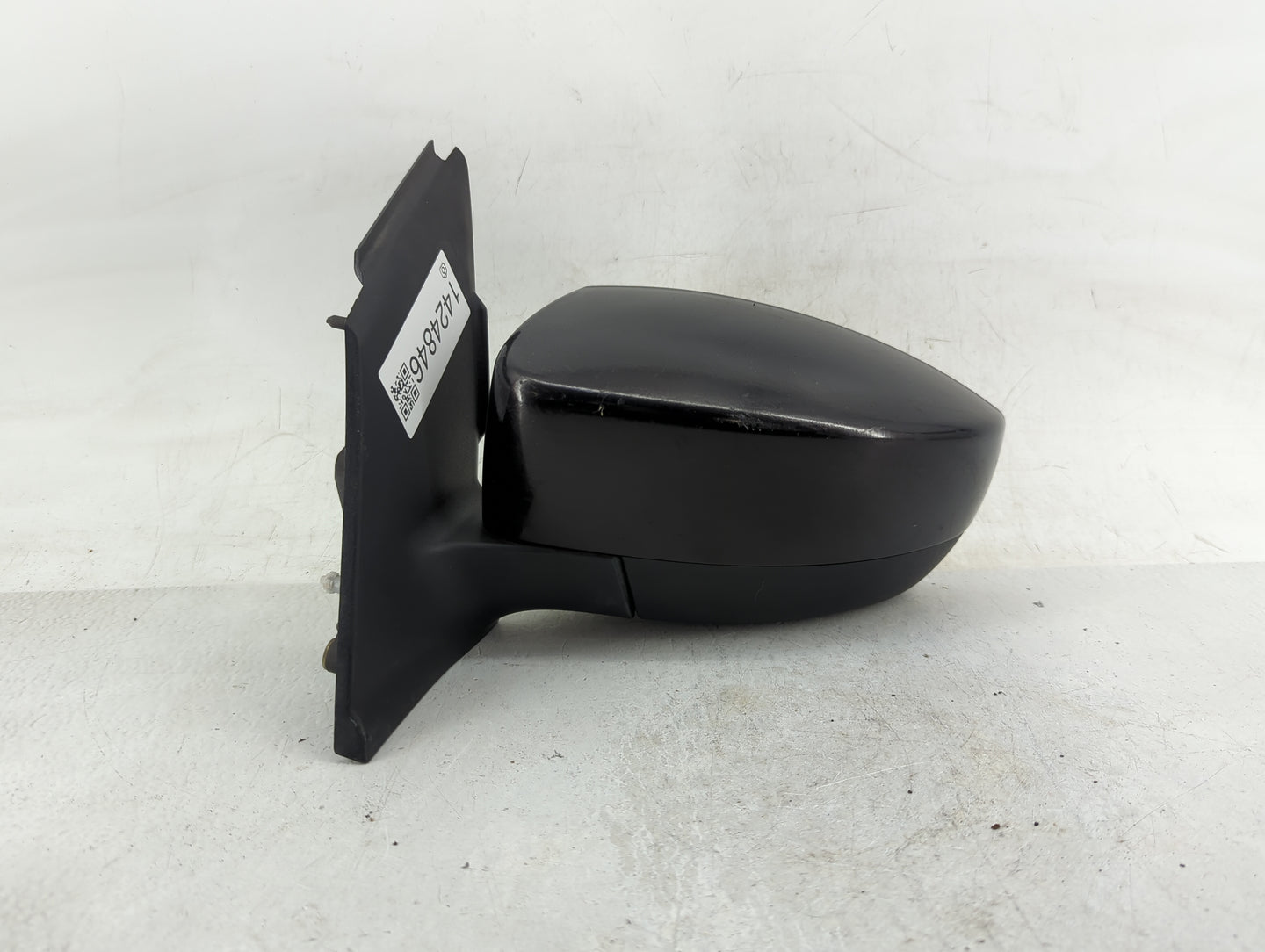 2013 Ford Escape Driver Side View Mirror - Left Door Mirror OEM Used - Oemusedautoparts1.com