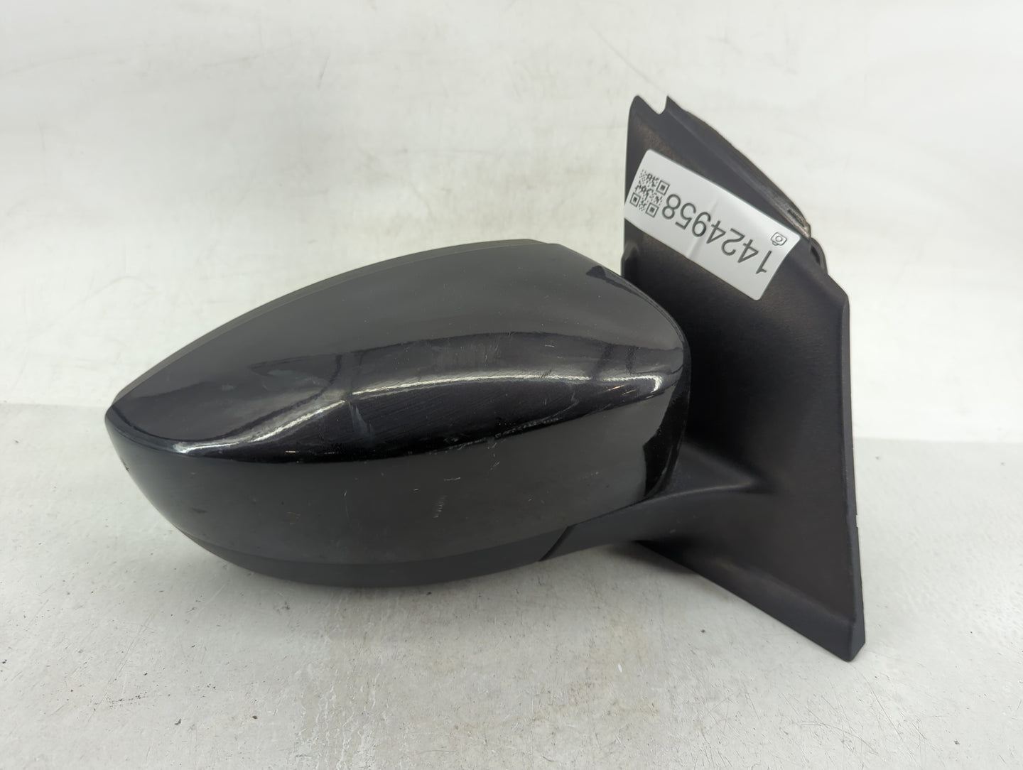 2013-2016 Ford Escape Passenger Side View Mirror - Right Door Mirror OEM Used - Oemusedautoparts1.com