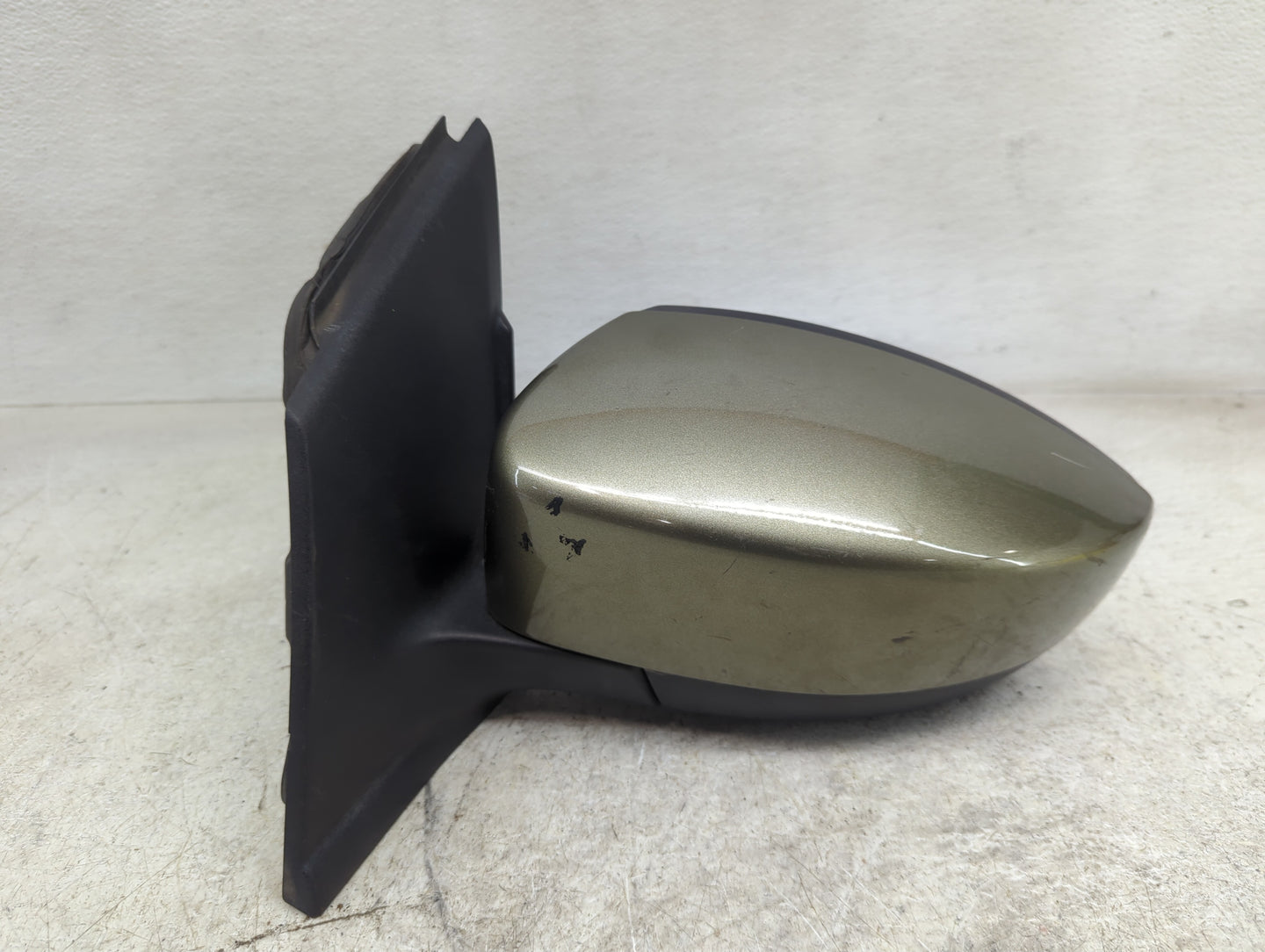 2013-2016 Ford Escape Driver Side View Mirror - Left Door Mirror OEM Used - Oemusedautoparts1.com